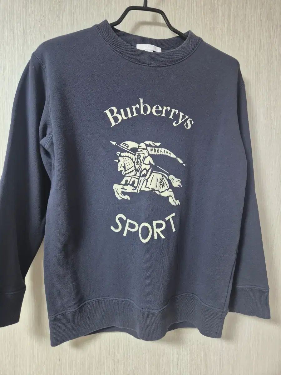 (正規品) バーバリー キッズ ビックロゴ スウェット 8歳