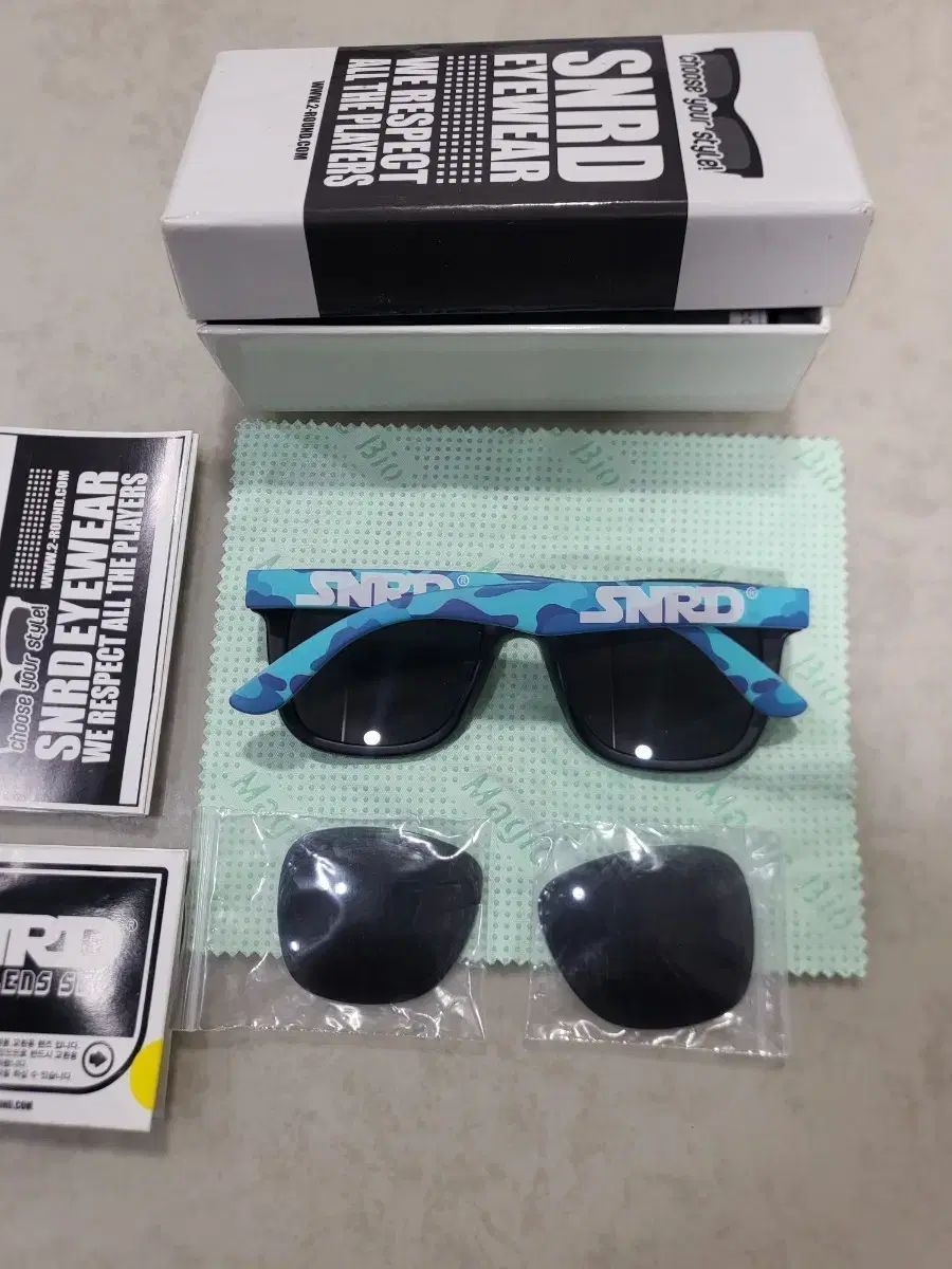 SNRDカモフラージュサングラス