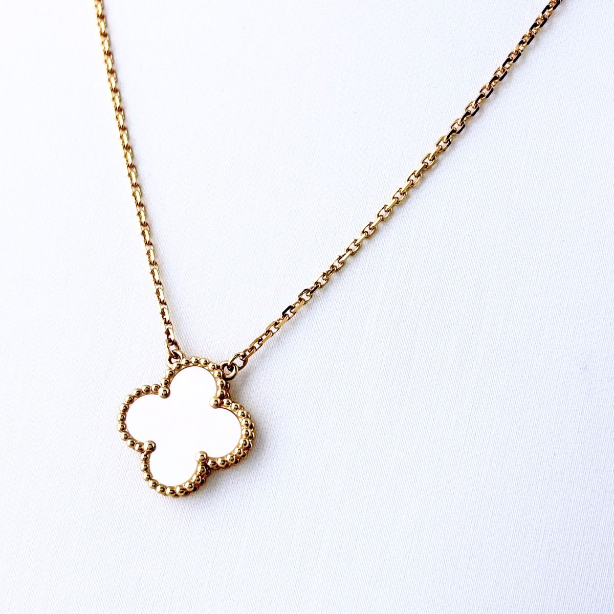ヴァンクリーフ＆アーペル Van Cleef ＆ Arpels ヴィンテージ アルハンブラ ネックレス YG イエローゴールド ペンダント マザー オブ パール ネックレス 750 レディース 【中古】