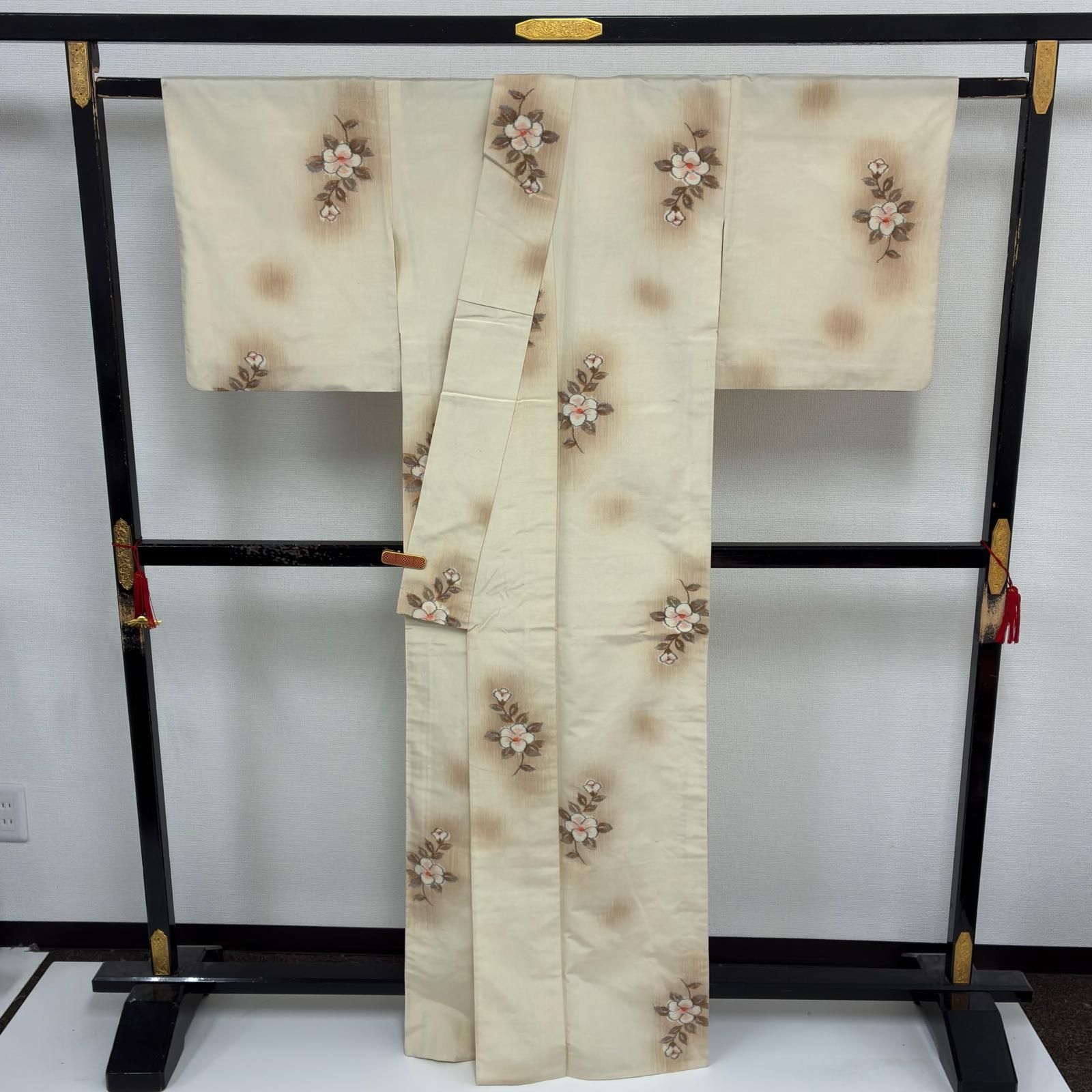 単衣 紬 正絹 美しい花 素敵な絣柄 上品 a-488 - メルカリ