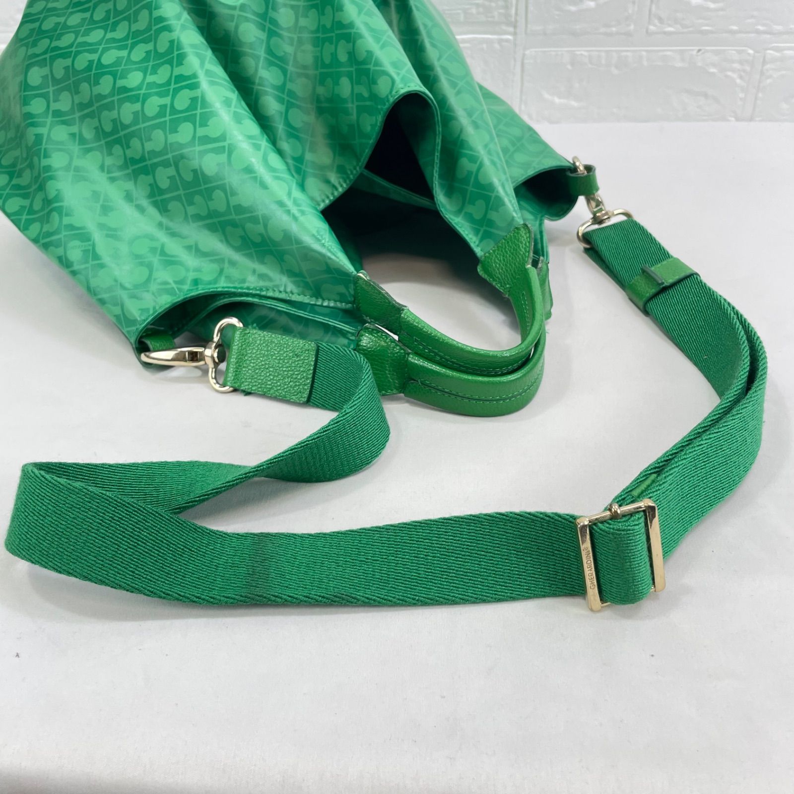 美品】GHERARDINI ゲラルディーニ ホーボー ソフティ トートバッグ