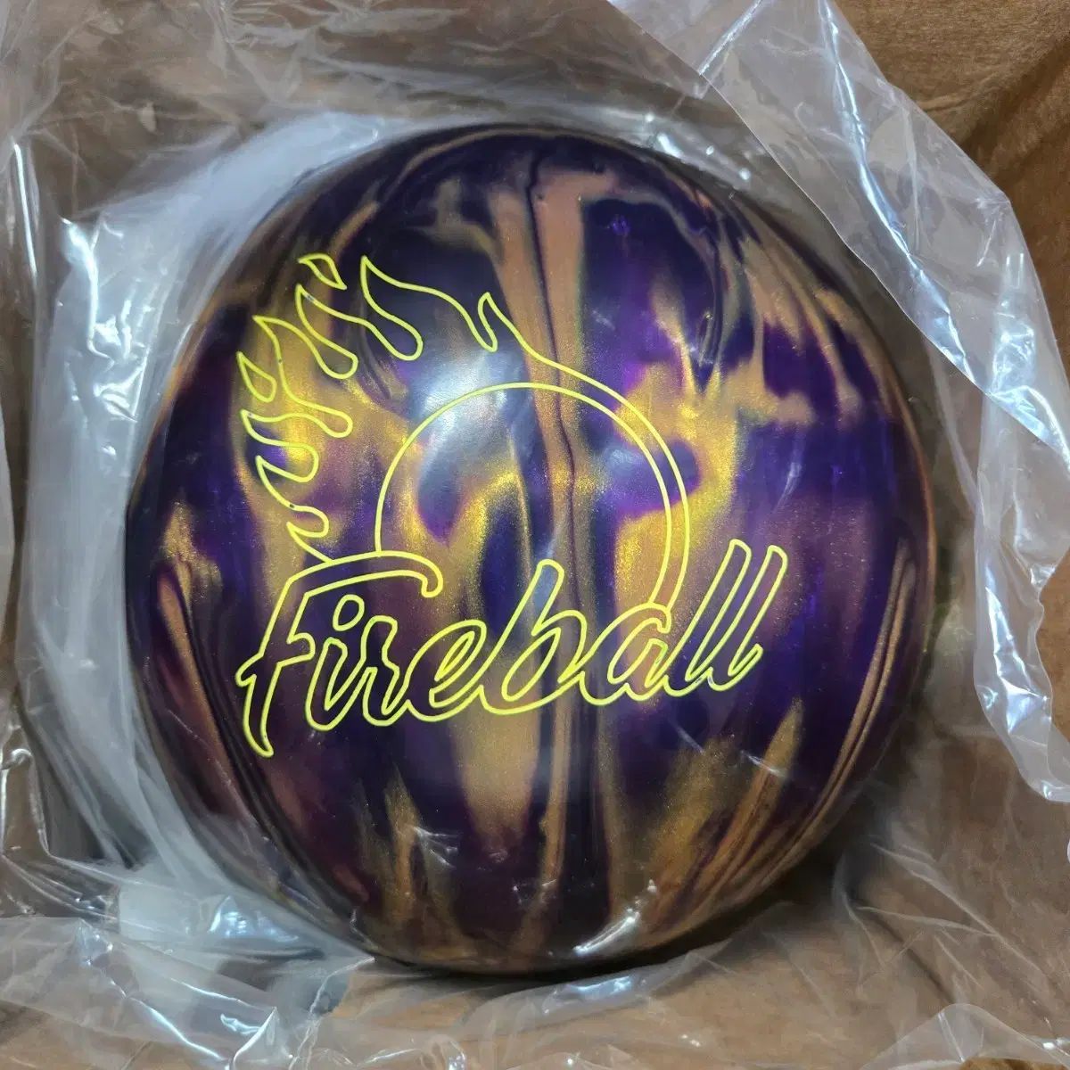 11 パウンド 配送無料(※メルカリshop取引では対象外) 公式球 エボナイト(EBONITE) パイイボール パープルゴールド 新品 ボーリング