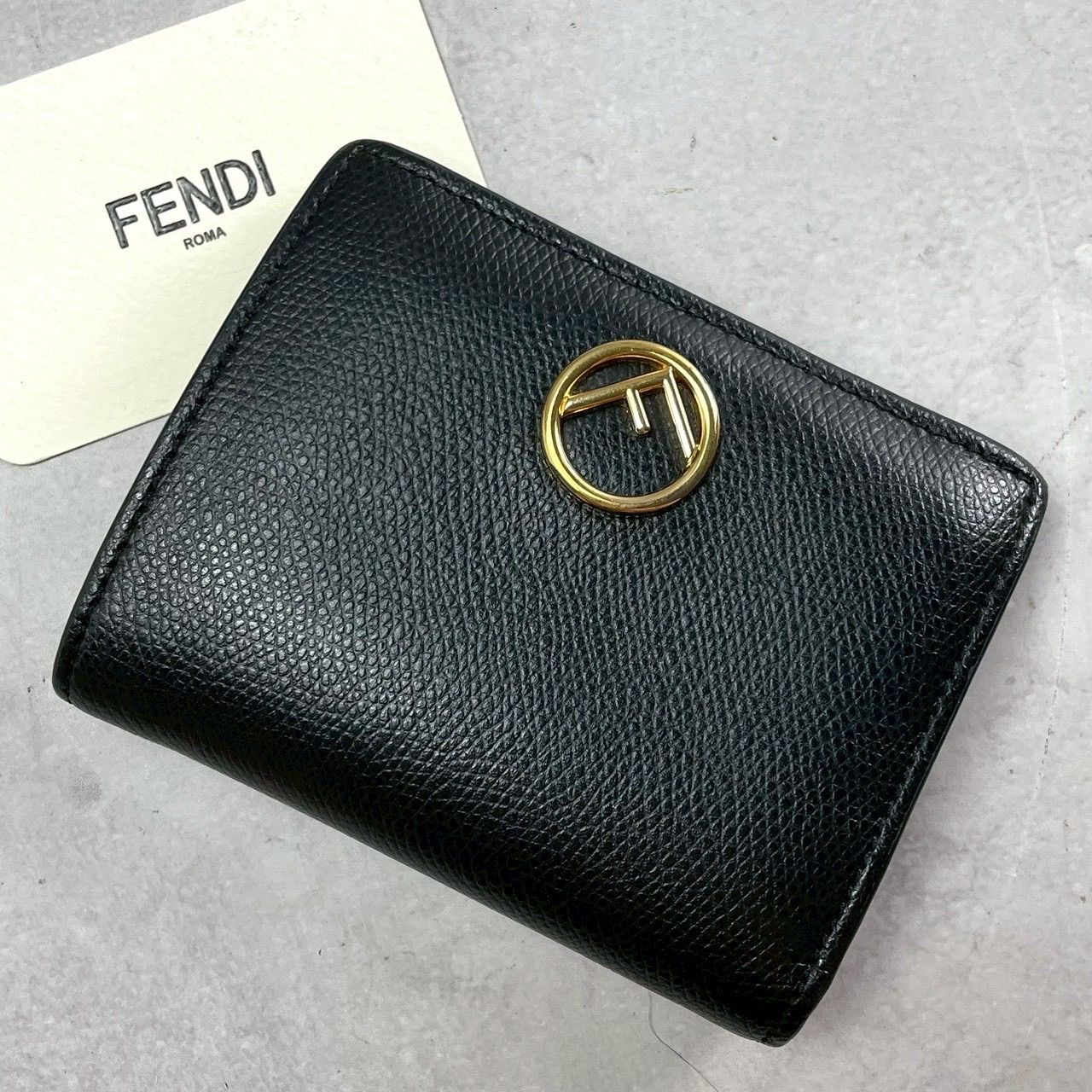 美品 FENDI フェンディ 二つ折り財布 F金具 コンパクト カード 小銭 ゴールド金具 ブラック レザー メンズ レディース ユニセックス