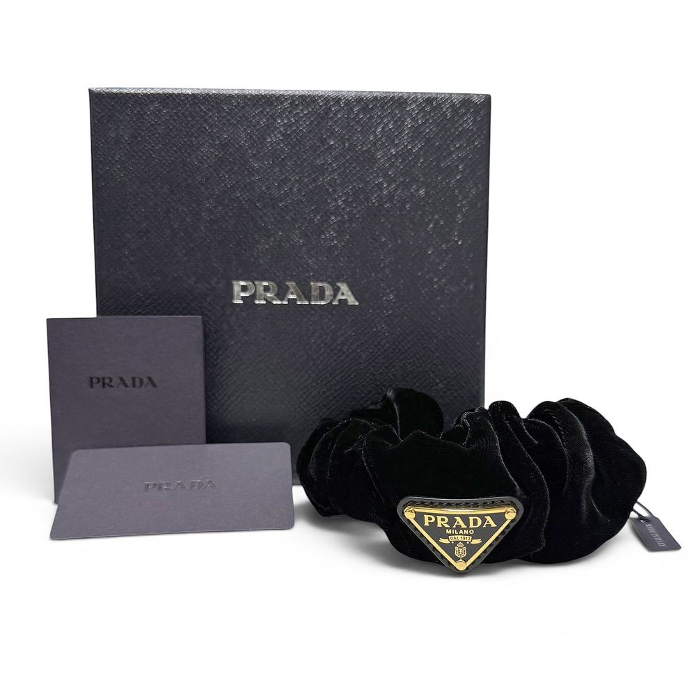 新品・未使用品】プラダ PRADA シュシュ ヘア アクセサリー ヘアゴム