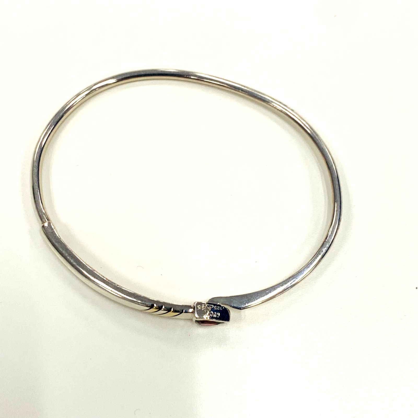 GUCCI シルバーバングル イタリア製 GUCCI シルバーバングル ：X0570 - メルカリ