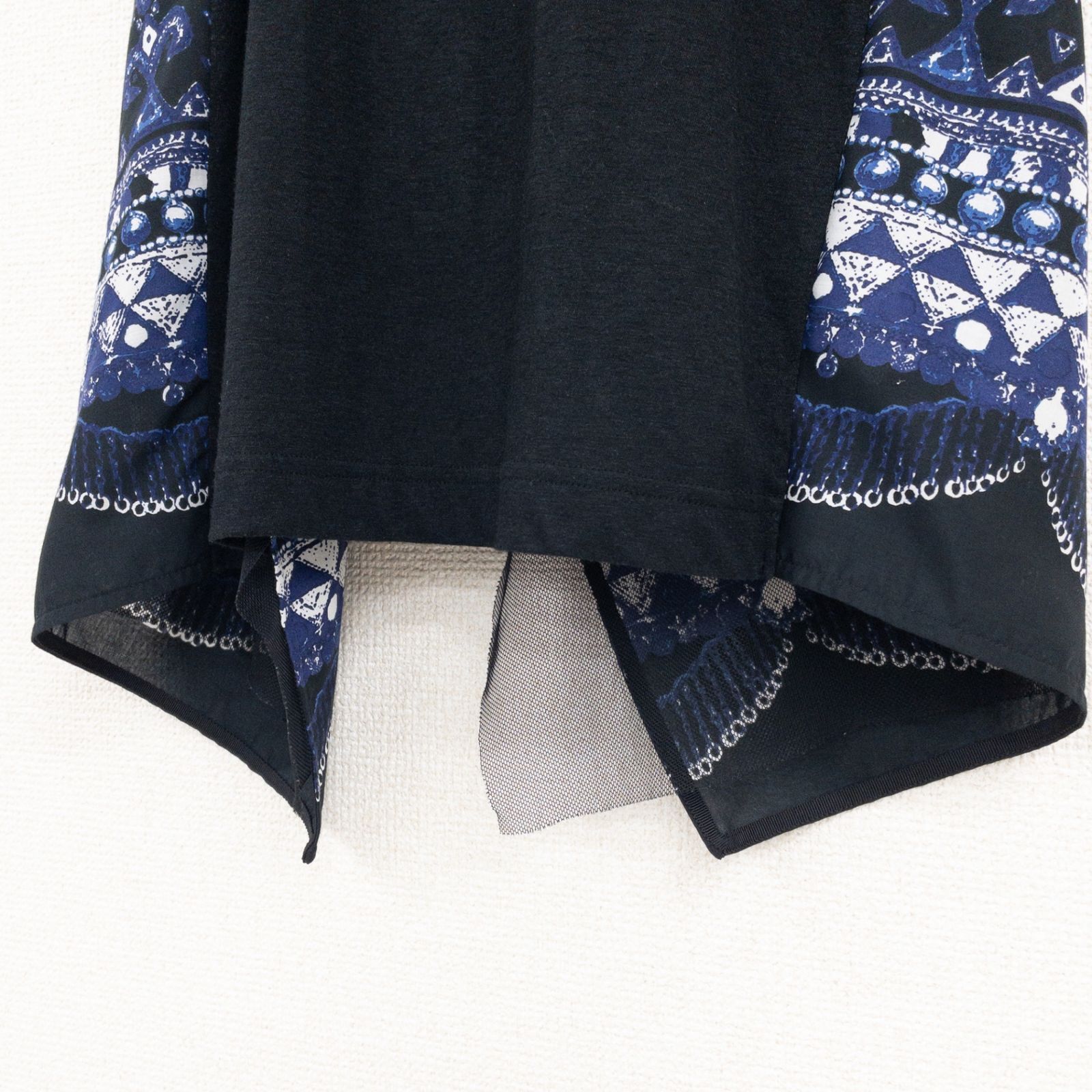 sacai サカイ カットソー Tシャツ 異素材切替 バンダナ 1 sacai サカイ カットソー Tシャツ 異素材切り替え バンダナ柄