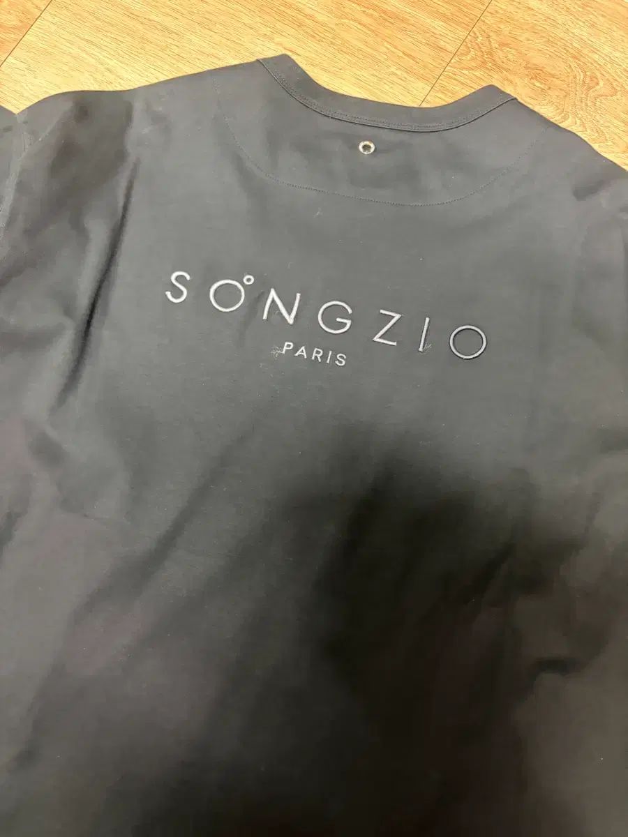 SONGZIO HOMME(ソンジオ・オム) パリ Tシャツ