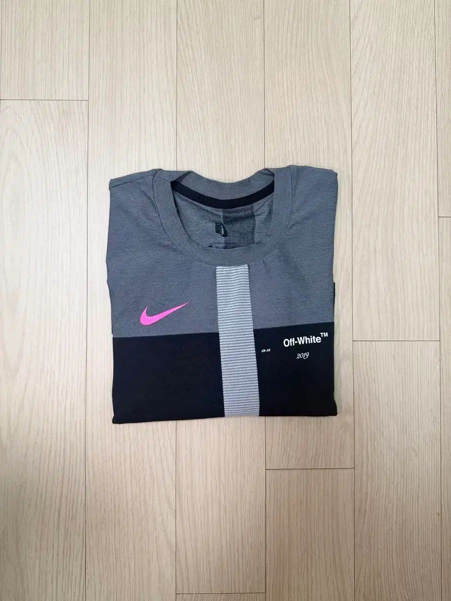 XS NIKE x オフホワイト SS19 イージーランニング トップス