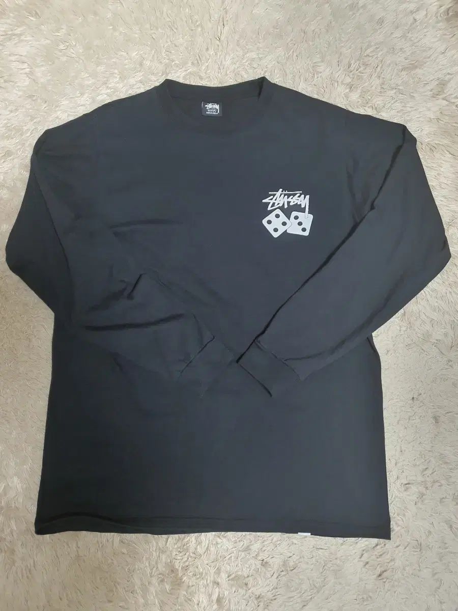STUSSY ステューシー 長袖Tシャツ 傷なし 実寸 サイズ 100