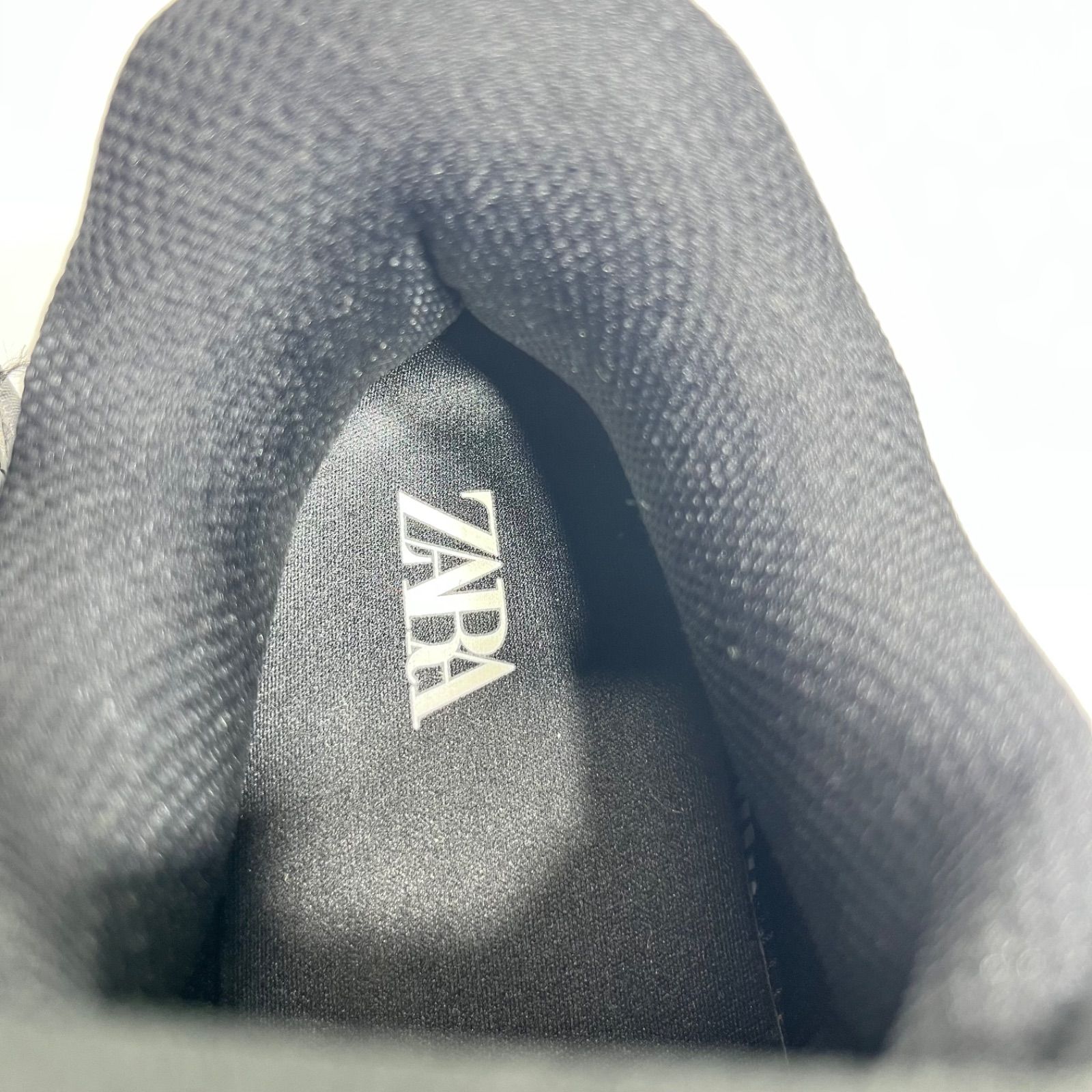 【極美品】ZARA ロープレース スケートスニーカー ブラック 27cm