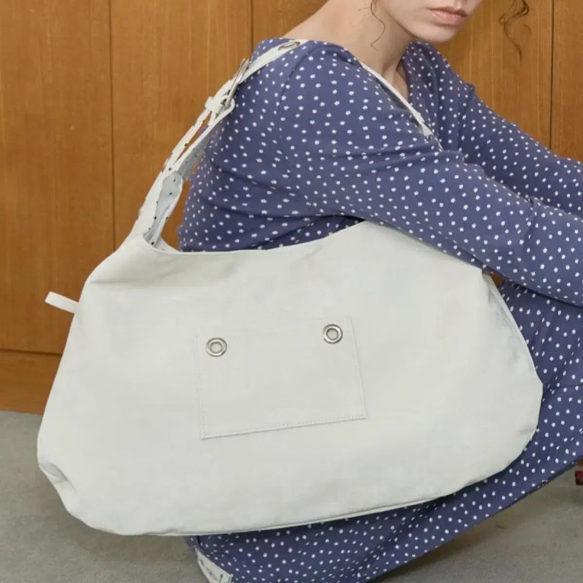 レタリエ Leterie バックル リバーシブル ショルダー バッグ アイボリー