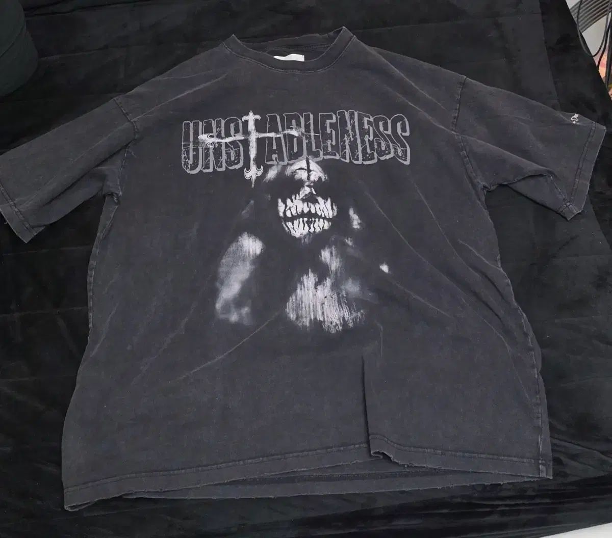 (新品) アウェンド新世界 SSG コラボ Tシャツ