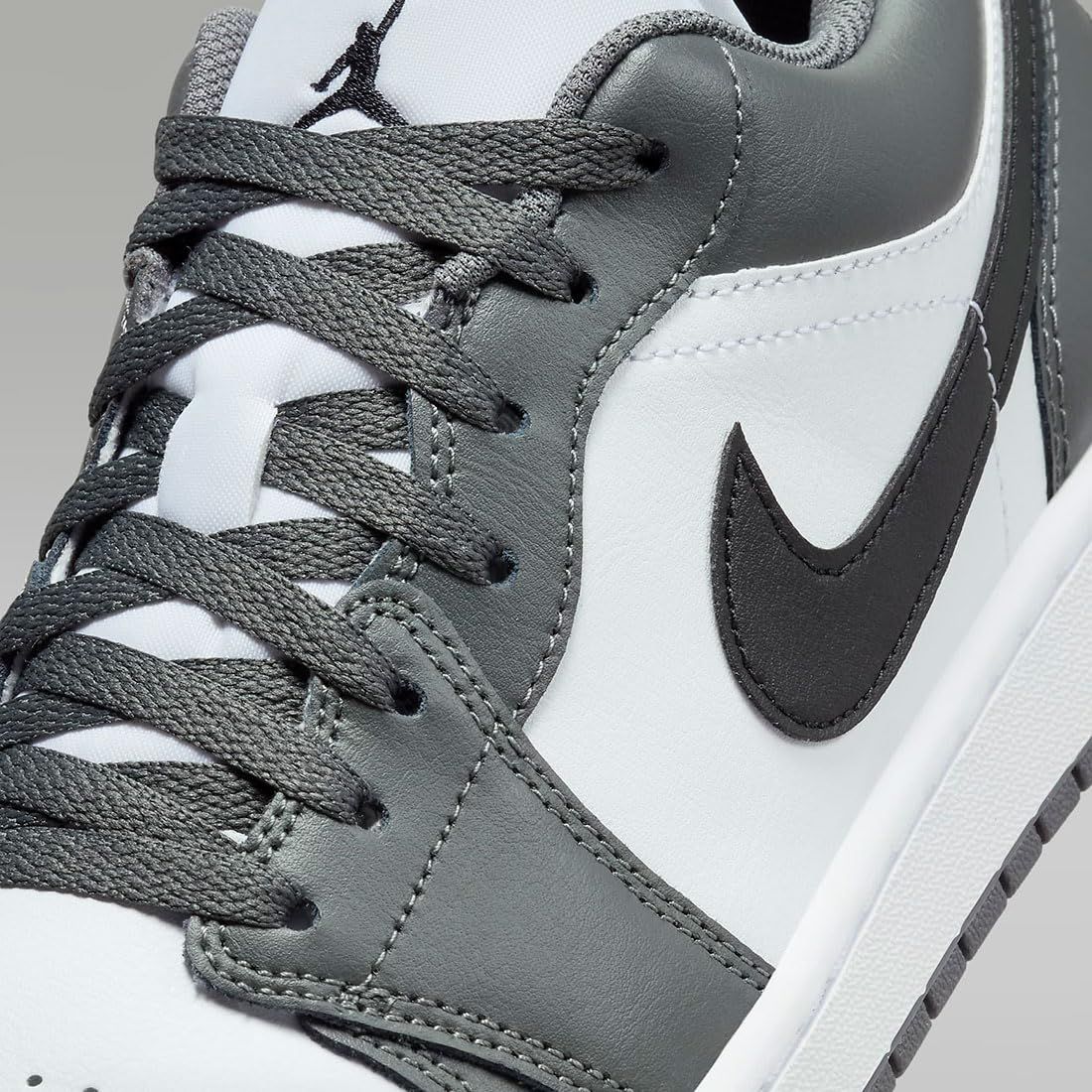 [ナイキ] エア ジョーダン 1 ロー AIR JORDAN 1 LOW ホワイト/アイアングレー/ブラック 553558-152 25.0cm [25.0 cm]