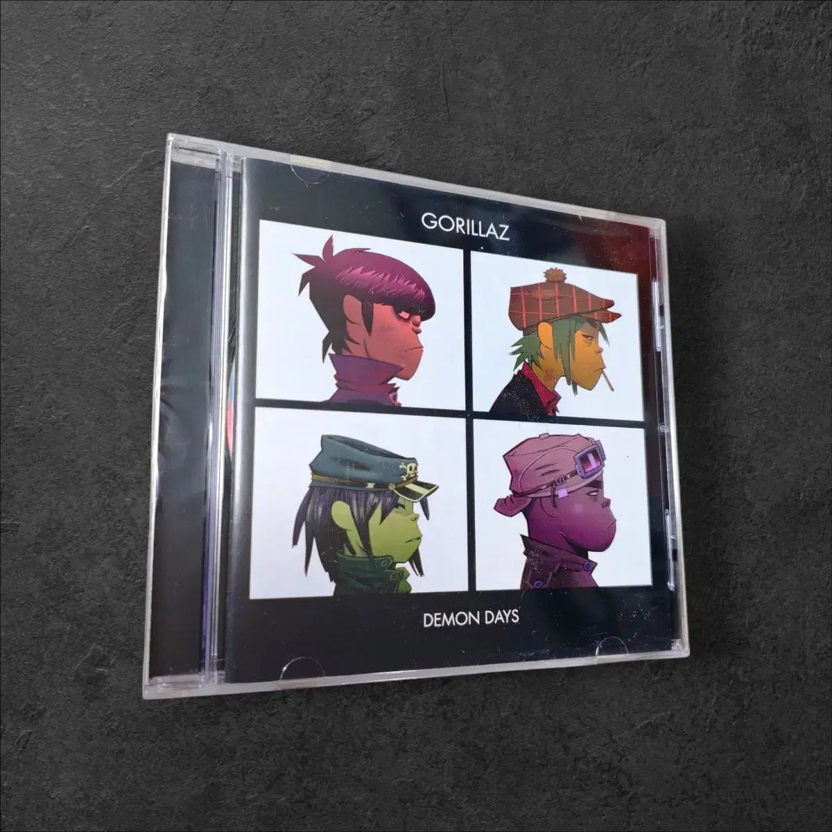 ゴリラズ gorillaz CD みょうばん - メルカリ