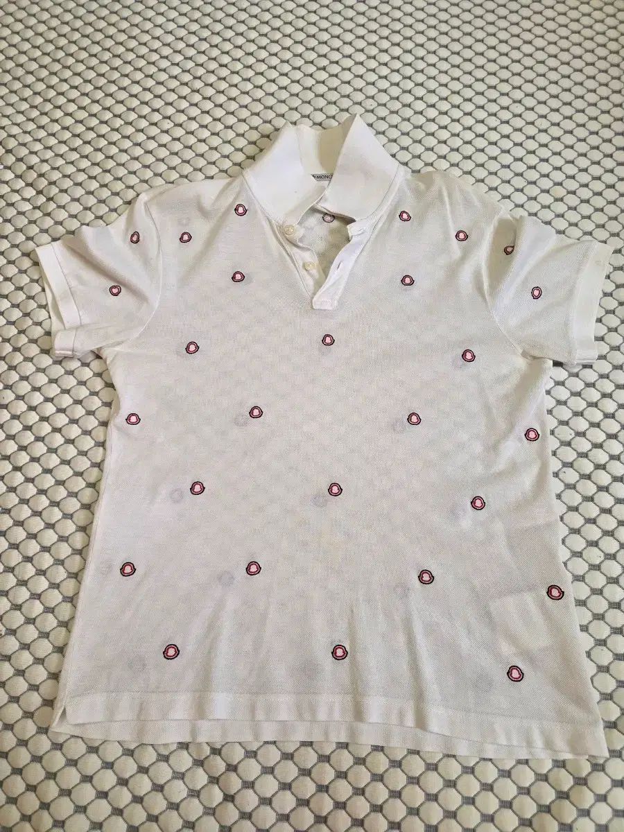 MONCLER(モンクレール) 白 カラーTシャツ 半袖