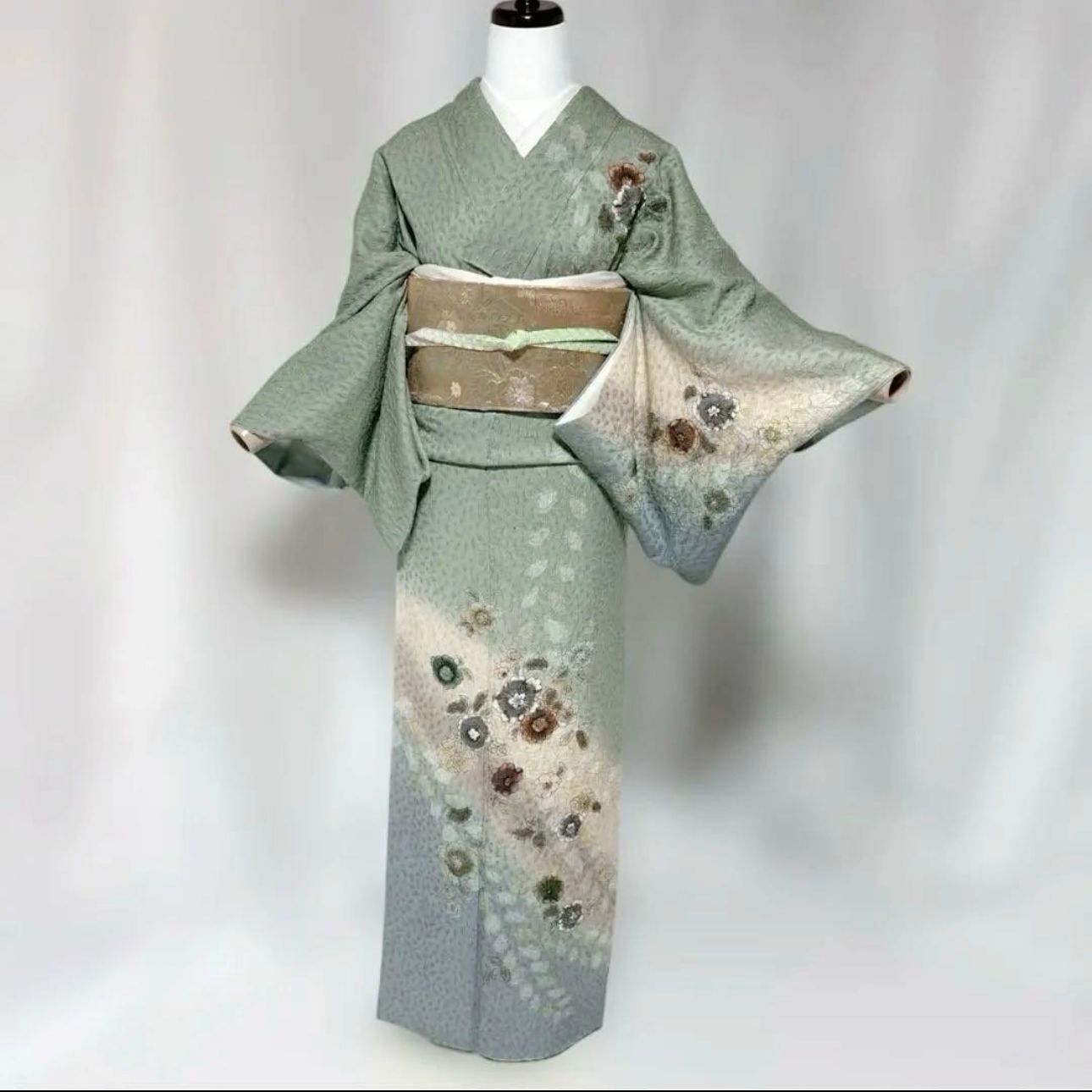正絹】辻が花 訪問着 袷 フルセット 4点 式典 身丈163 裄丈67.5 - メルカリ