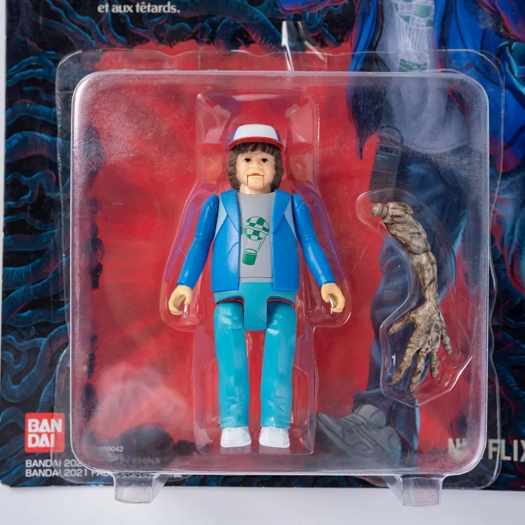 新品未開封】ストレンジャー・シングス フィギュア 2体セット - メルカリ