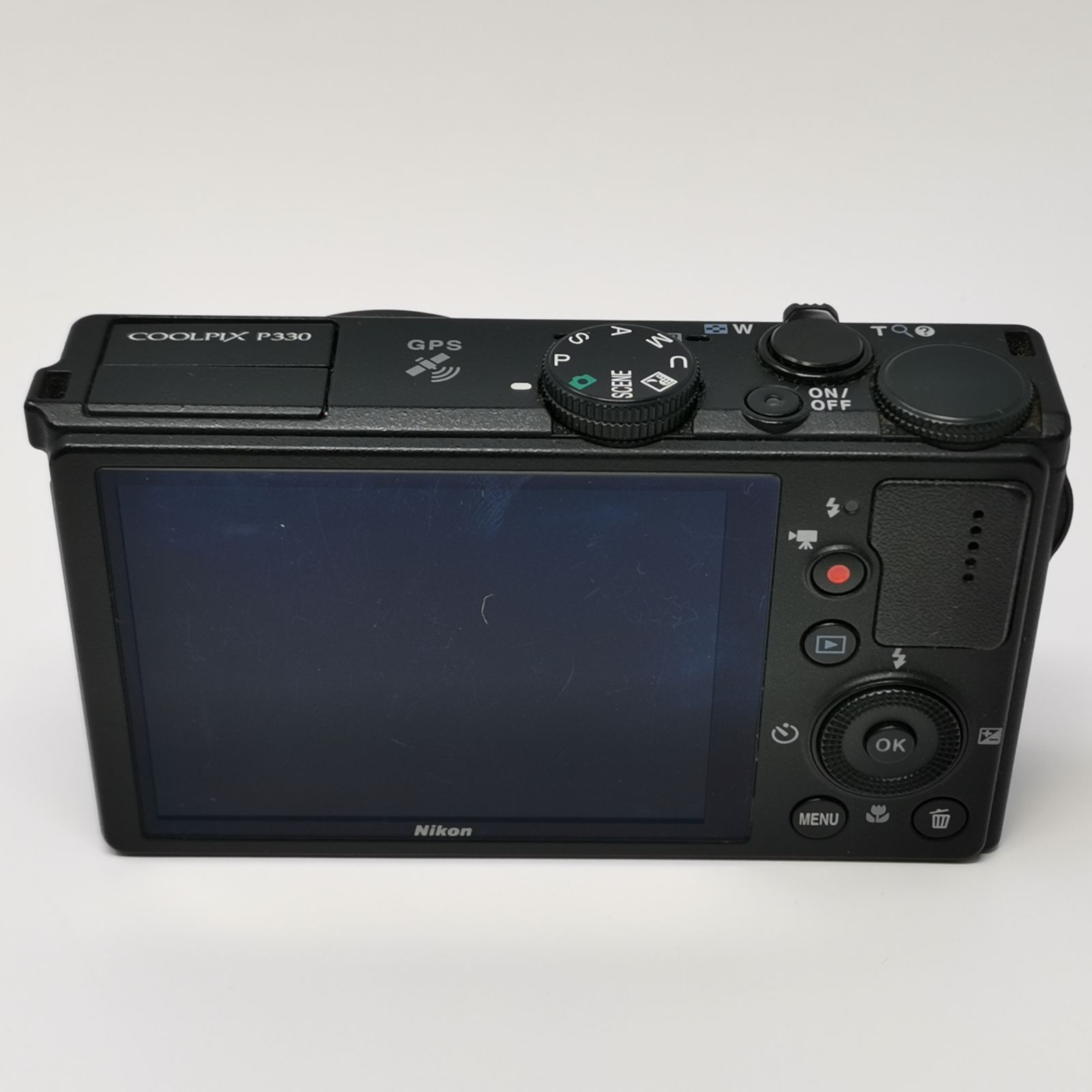 Nikon COOLPIX P330 カメラ コンデジ 動作未確認 SDカードなし 中古品