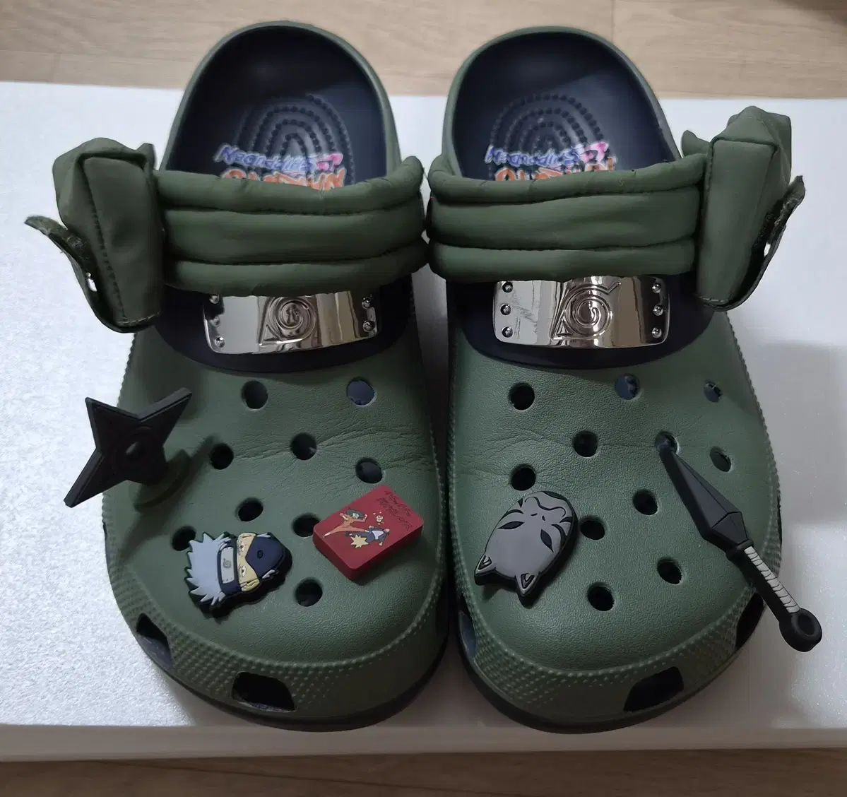 Crocs NARUTO -ナルト- Classic klogg クロッグ カカシ 290 靴