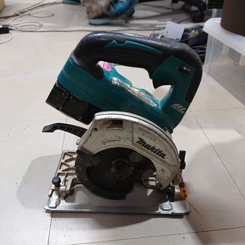 MAKITA マキタ HS470D 125mm 14.4 充電式マルノコ 14.4V3.0Ah 