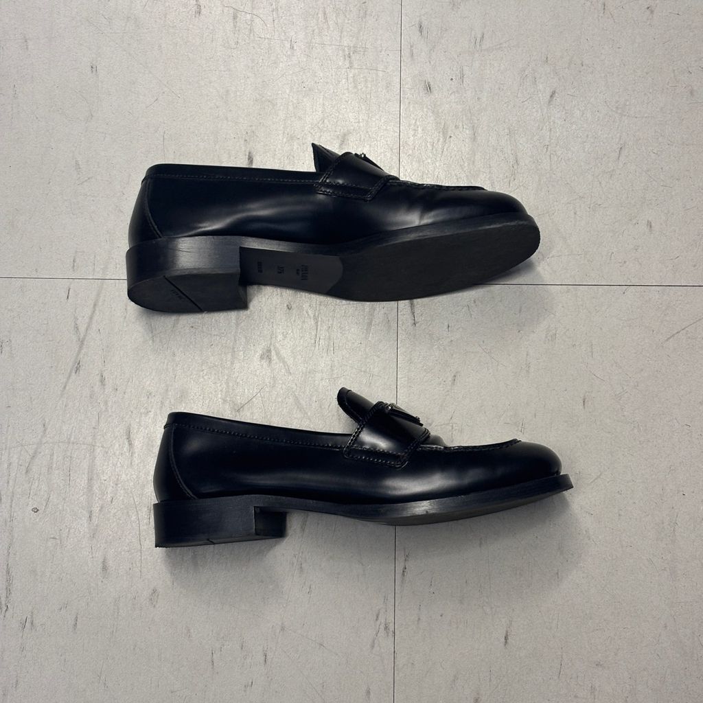 PRADA プラダ Chocolate Leather Loafer ローファー