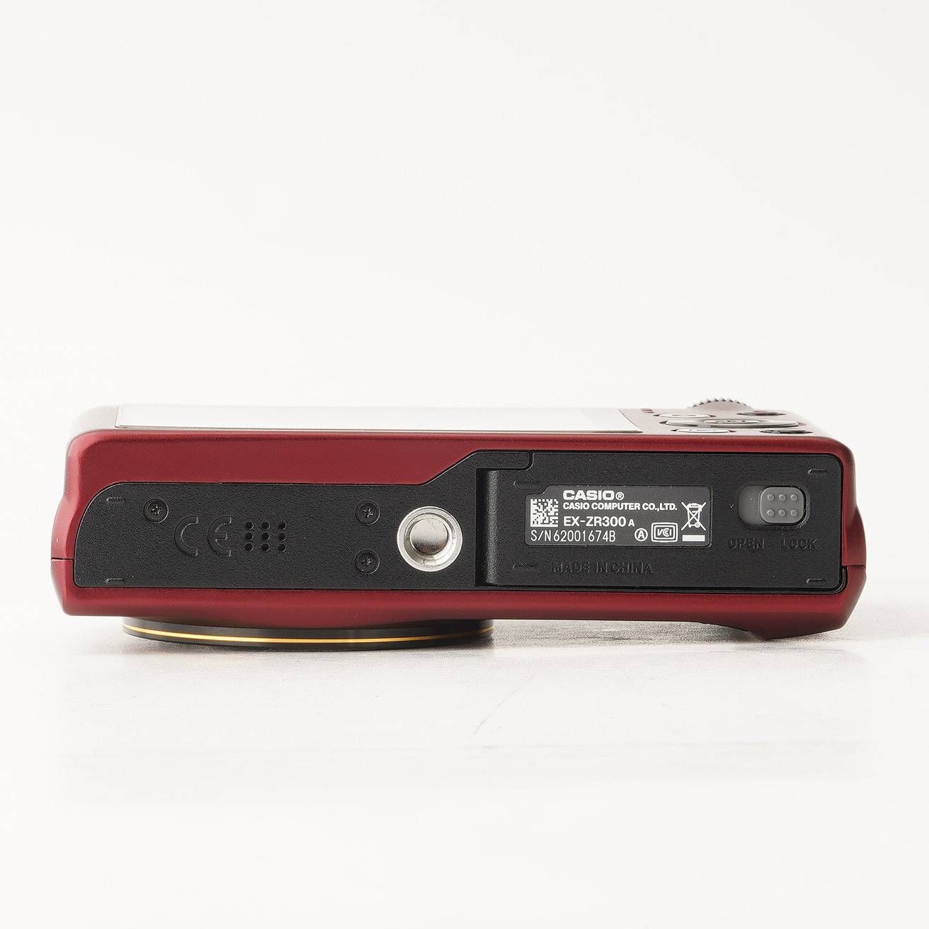 カシオ Casio EXILIM EX-ZR300 レッド 12.5x 光学ズーム - メルカリ