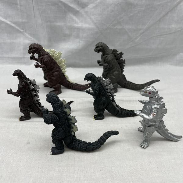 中古】現状品・べた付き有)ゴジラ フィギュア 6種セット[91] - メルカリ