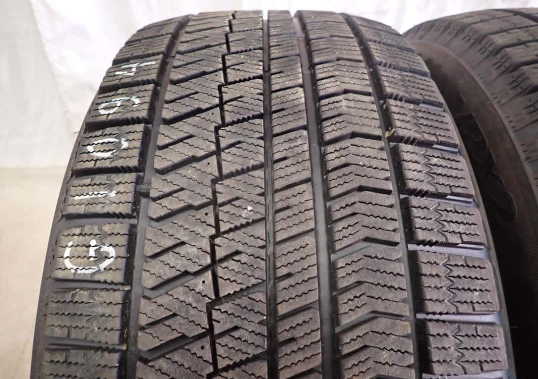 特売品 冬4本SET 会社宛 送料無料 235/50R18 97Q ブリヂストン