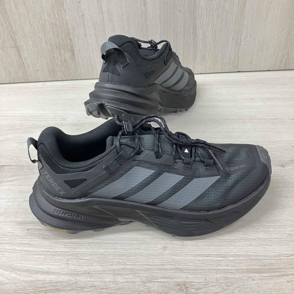 adidas/アディダス/スニーカー/KJ4430/Terrex Freehiker SL GORE-TEX Hiking/ブラック/27cm