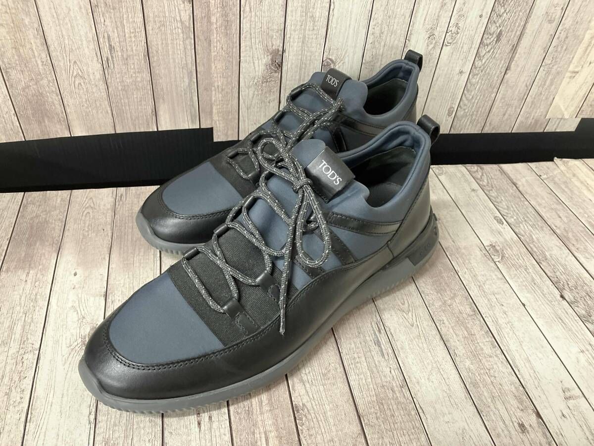 TOD’S トッズ スニーカー ノーコード UK9 ネイビー×ブラック 春