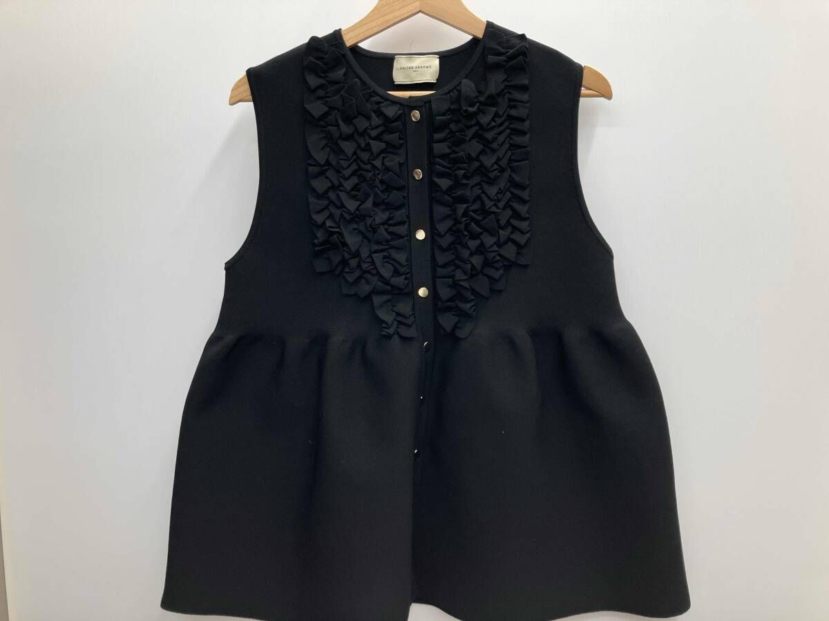 UNITED ARROWS ユナイテッドアローズ ポリエステル ベスト 黒 フリル ブラック ノースリーブ ジレ