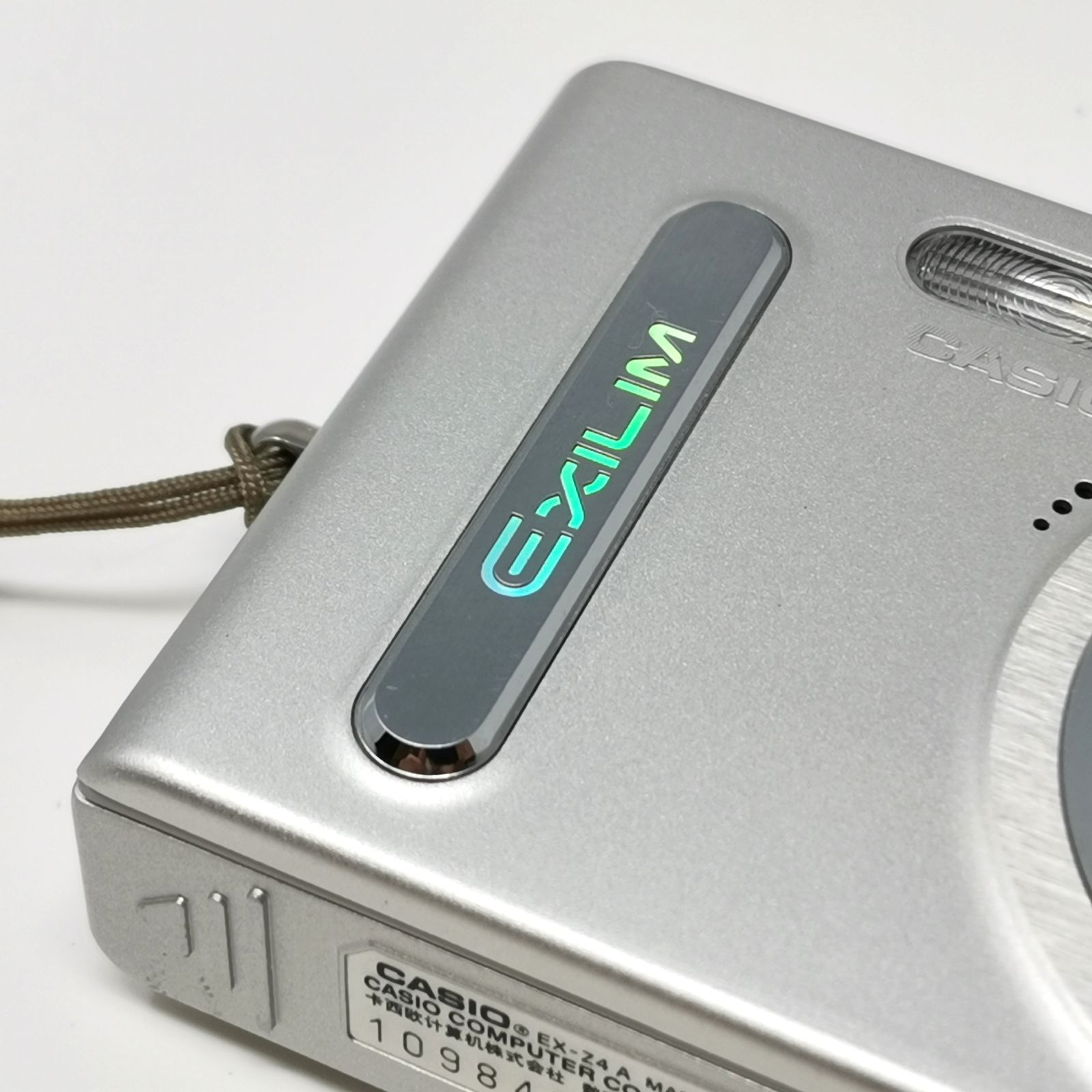CASIO EXILIM EX-Z4 カメラ コンデジ 充電器ないため動作未確認 SD