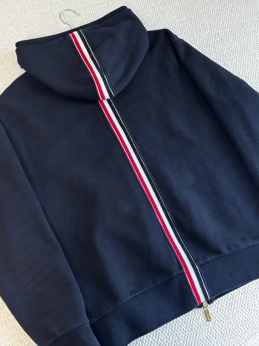 正規品 Thom Browne トム・ブラウン 白 3本線 WHO ジップアップ パーカー ネイビー 3サイズ
