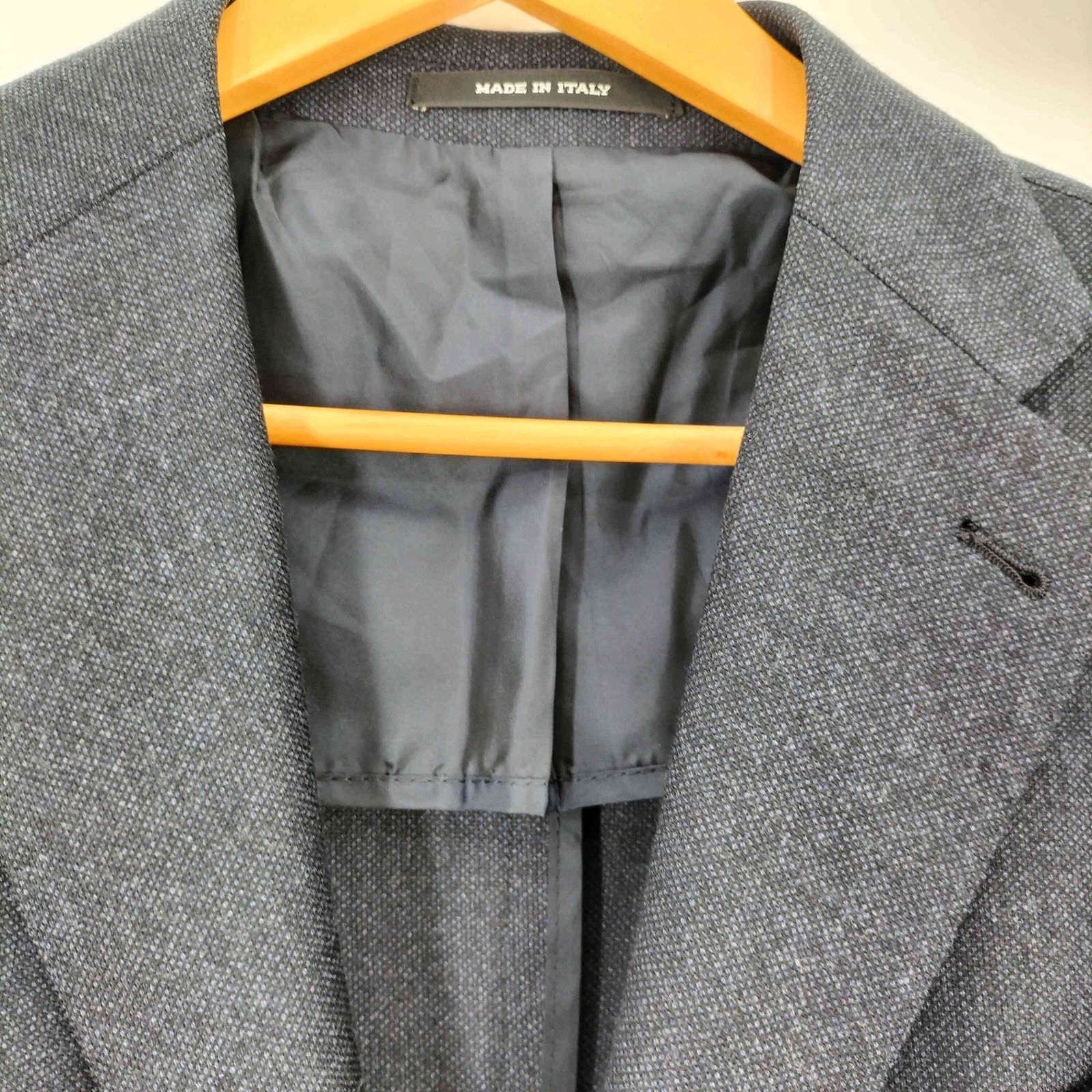 タリアトーレ TAGLIATORE イタリア製 SUPER110S VIRGIN WOOL