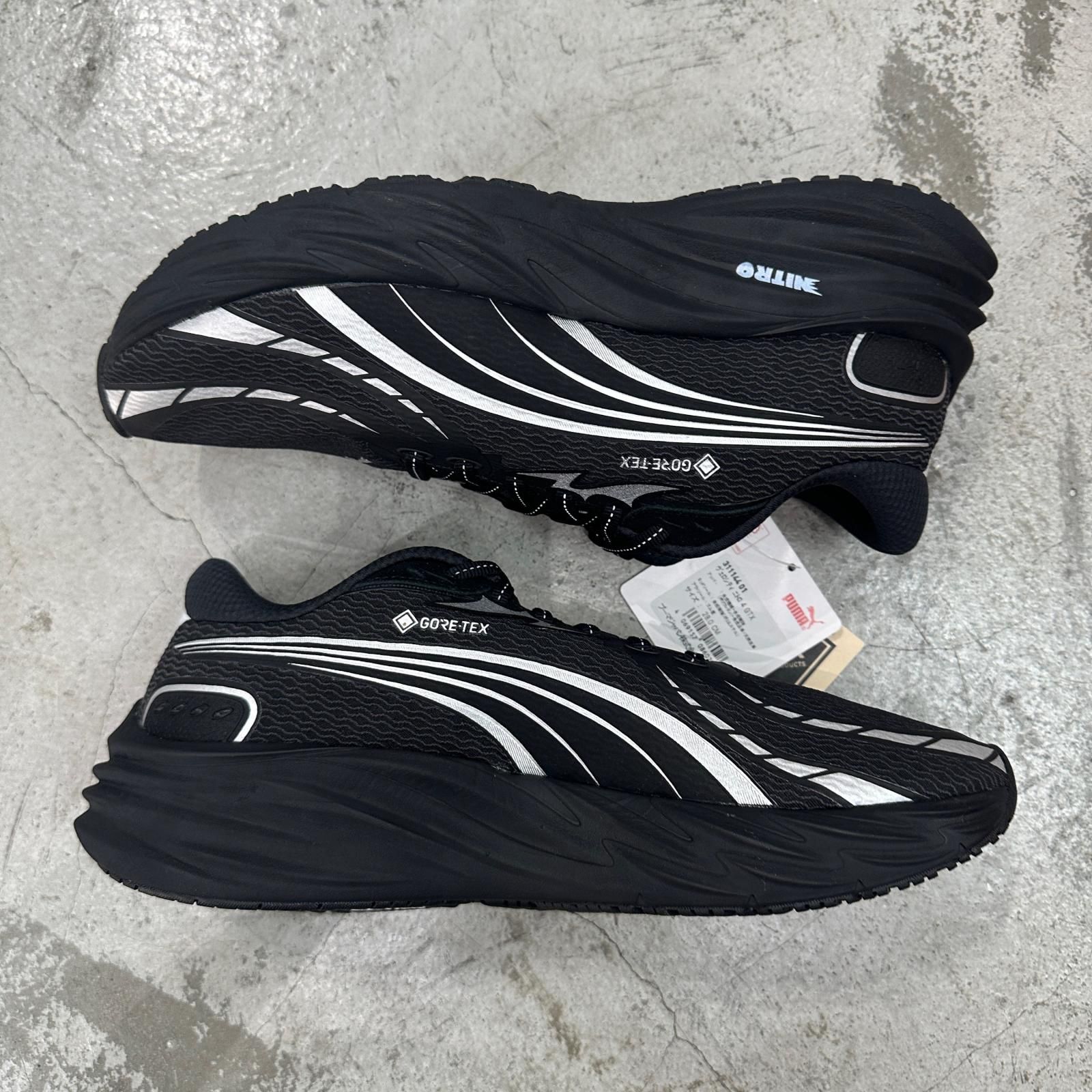 参考上代24200円 未使用 PUMA ヴェロシティ ニトロ GXX スニーカー