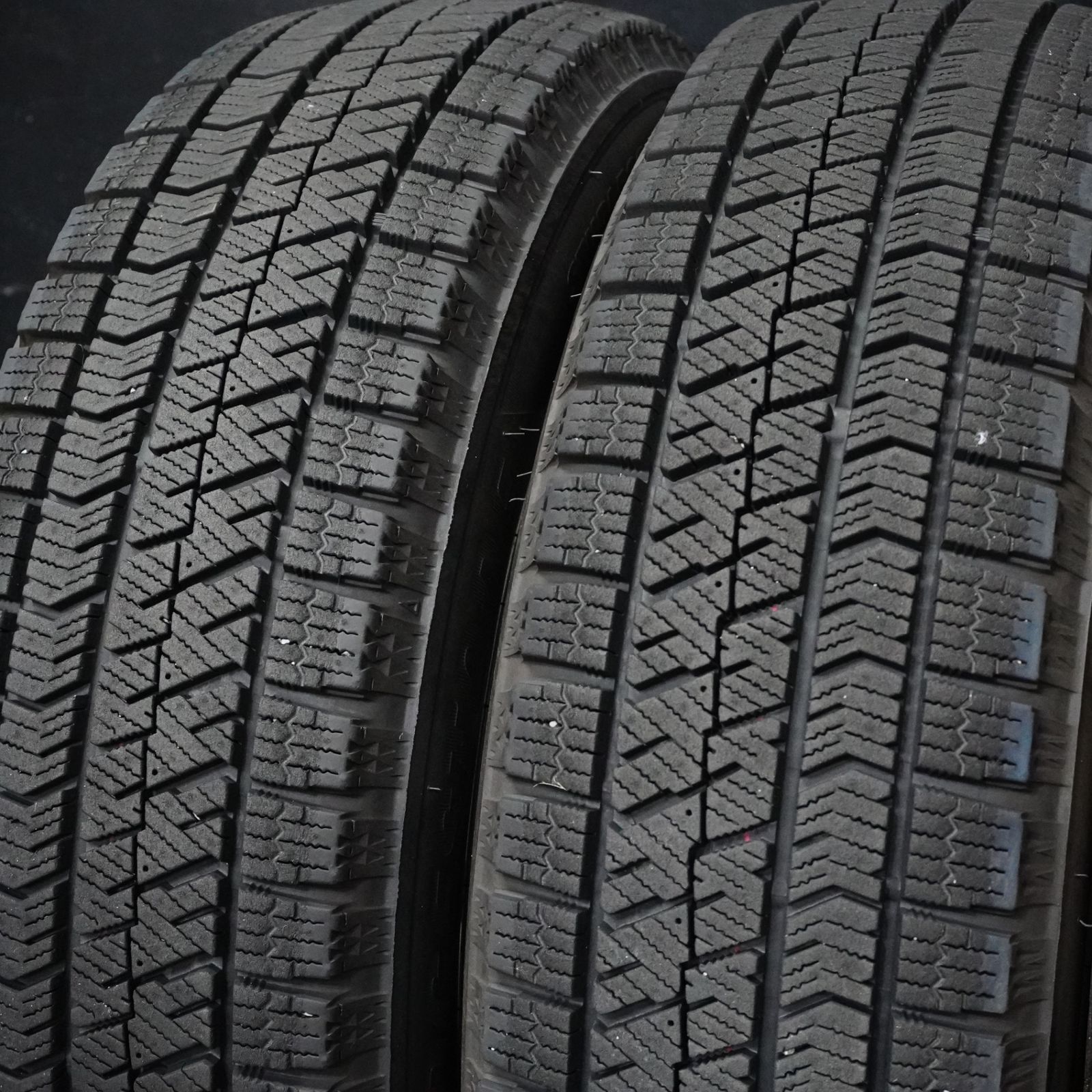 23年製 スタッドレス 155/65R14 ブリヂストン BLIZZAK VRX2 タイヤ