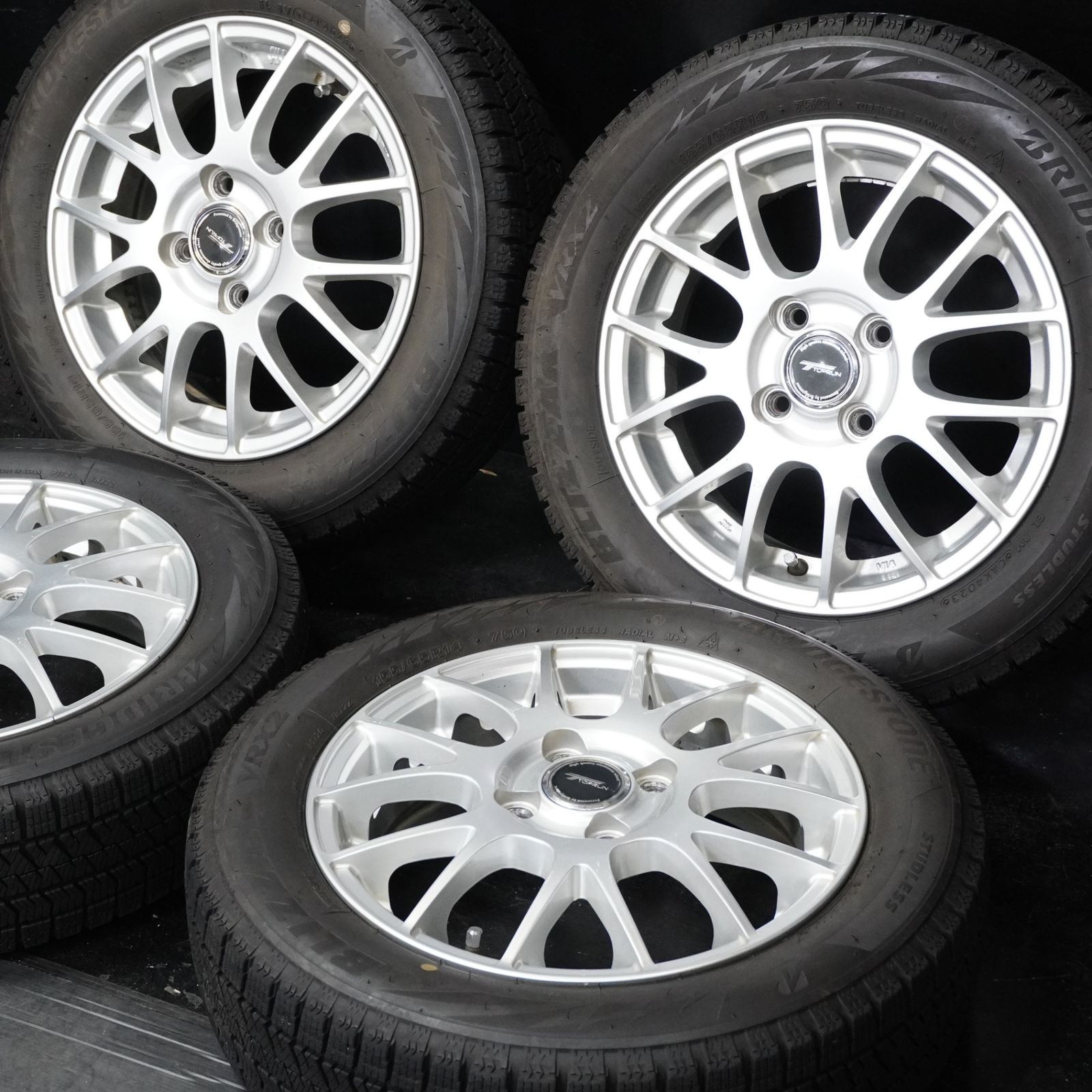 23年製 スタッドレス 155/65R14 ブリヂストン BLIZZAK VRX2 タイヤ