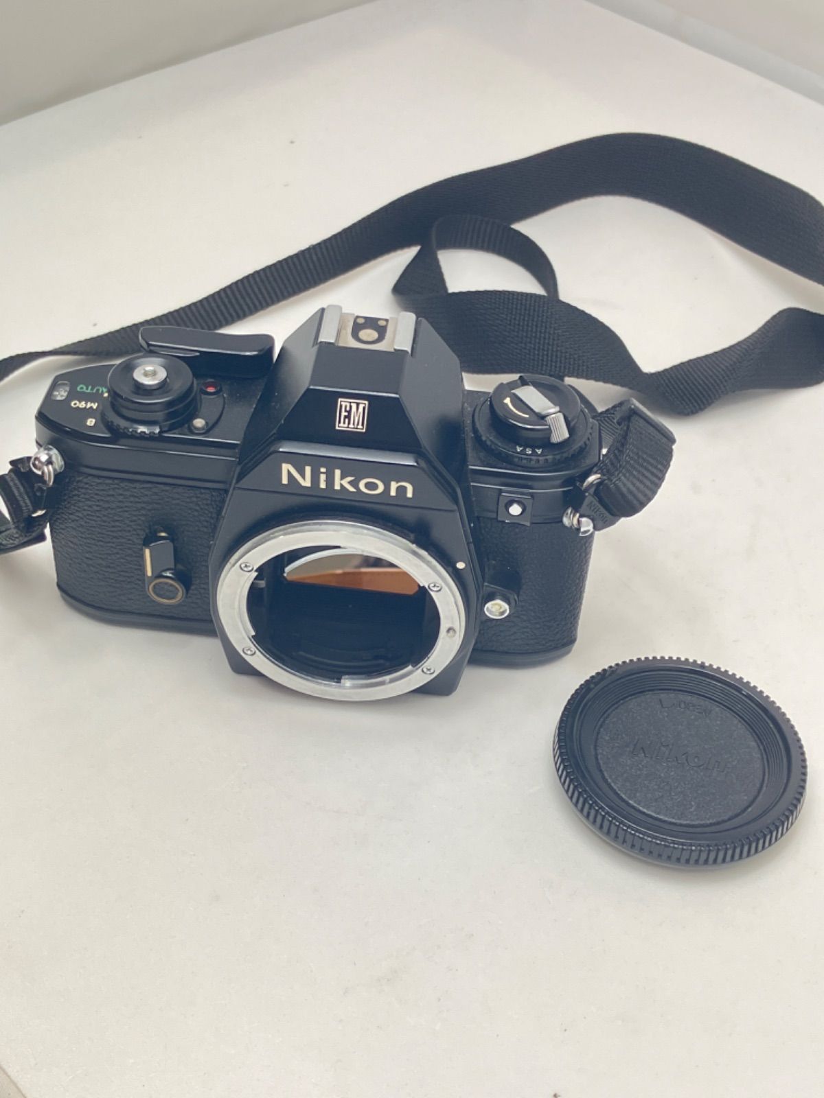 ☆ Nikon ニコン EM ボディ フィルムカメラ - メルカリ