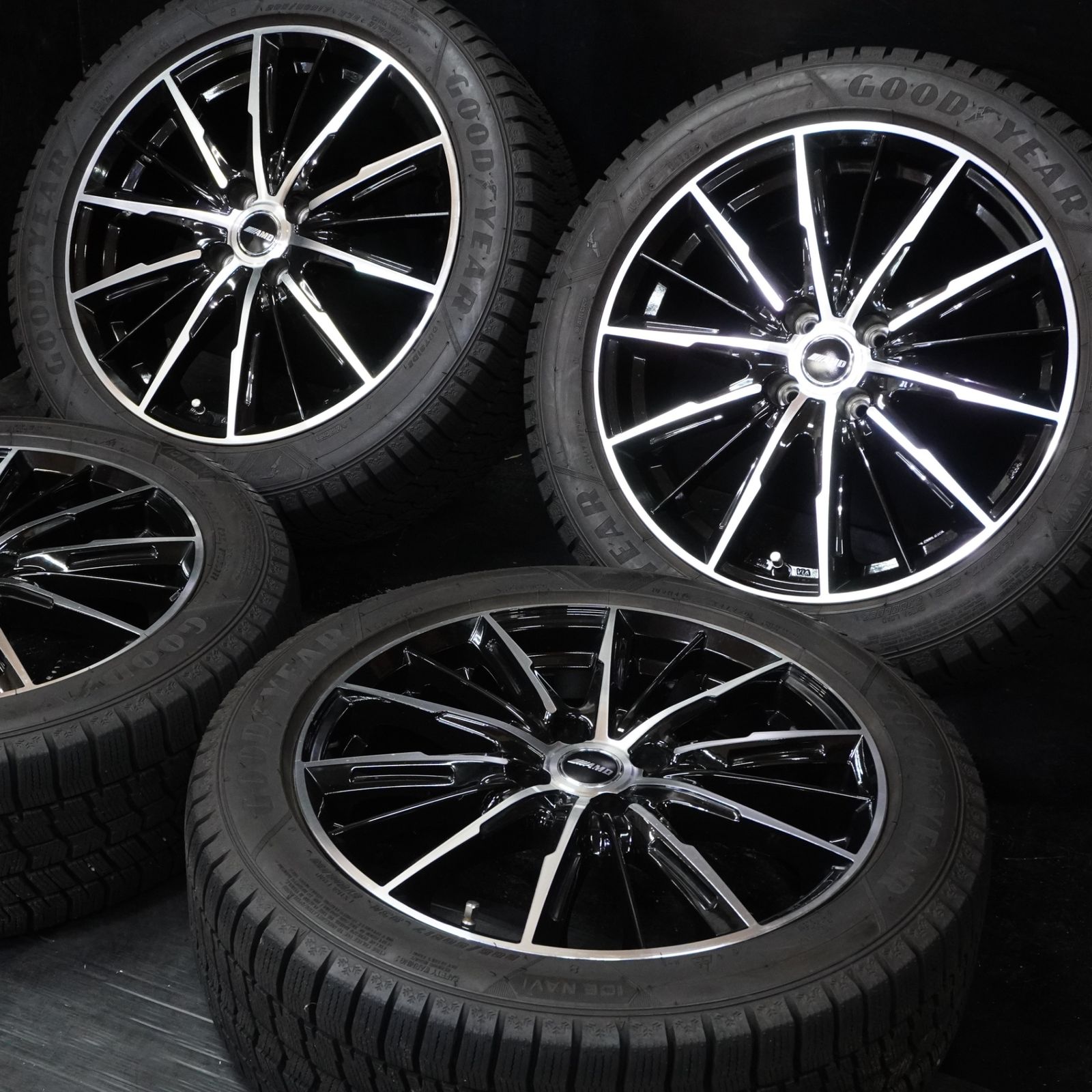 専用　225/50/17 GOOD YEAR ICE NAVI6 バリ山 バリ山 スタッドレス 23年製 グッドイヤー アイスナビ8 205/50R17