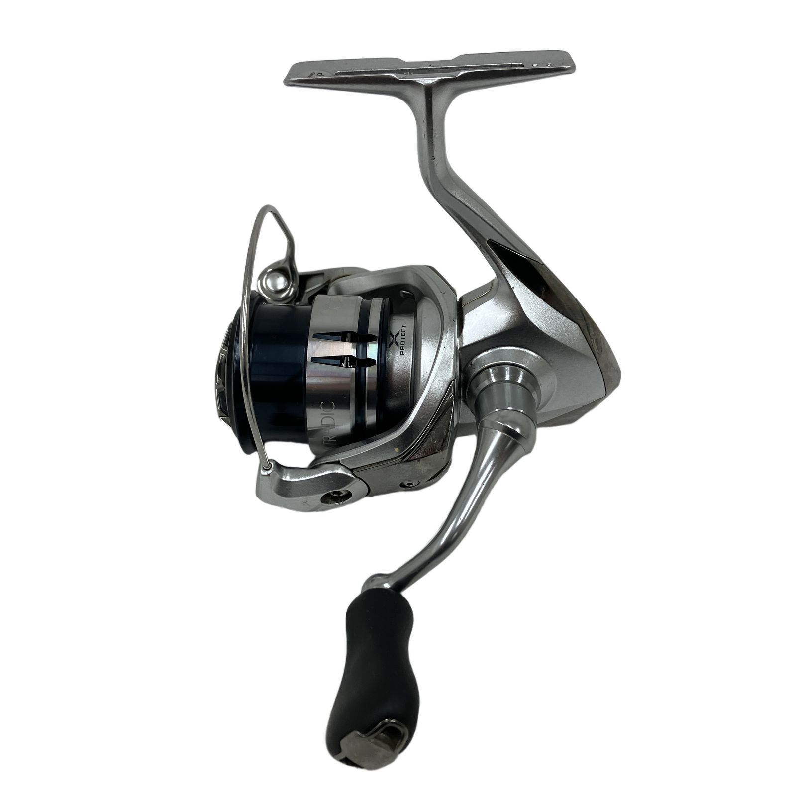 SHIMANO 19 STRADIC C2000S リール スピニングリール 釣具 シマノ 中古