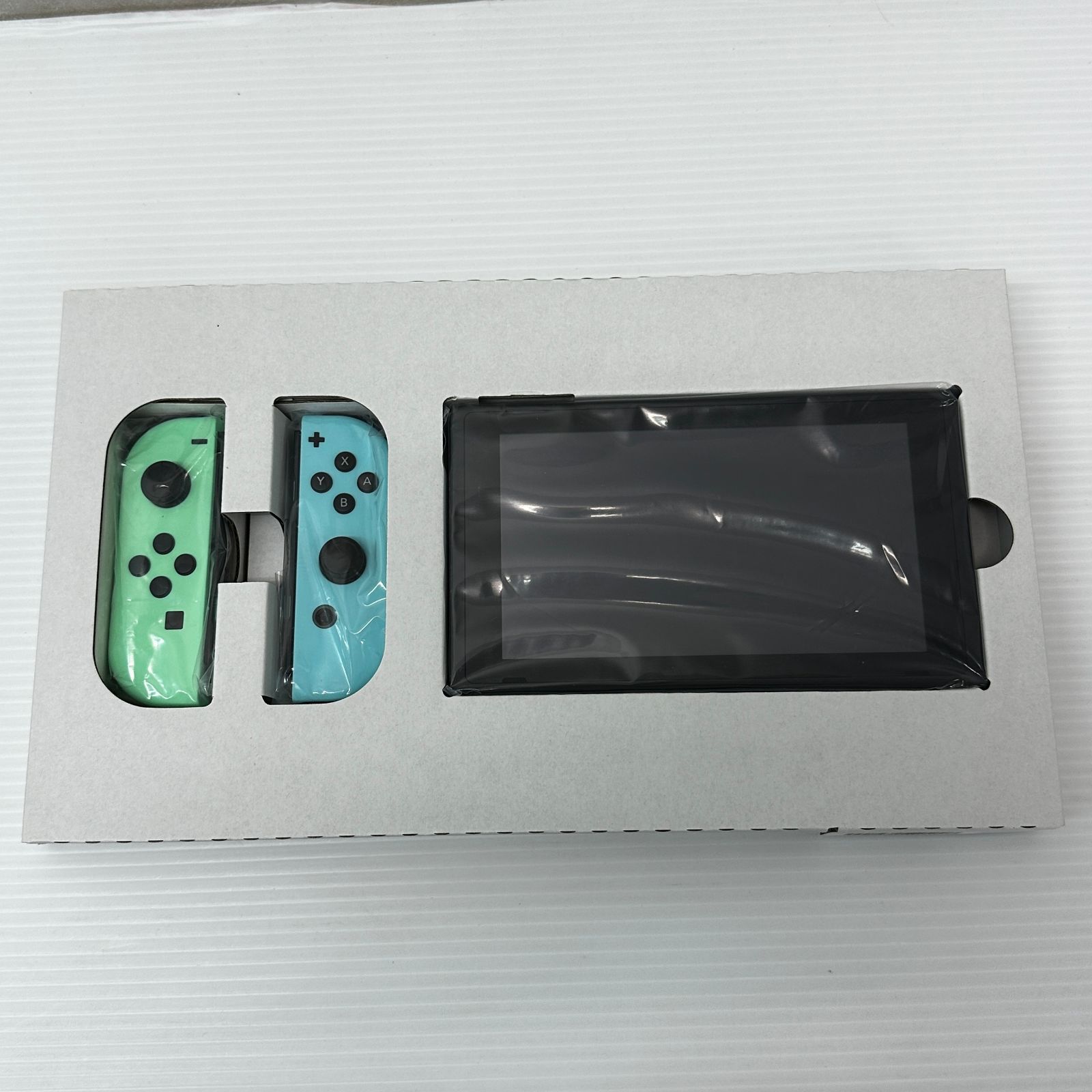 ② Nintendo Switch 本体 あつまれ どうぶつの森セット HAD-S-KEAGC