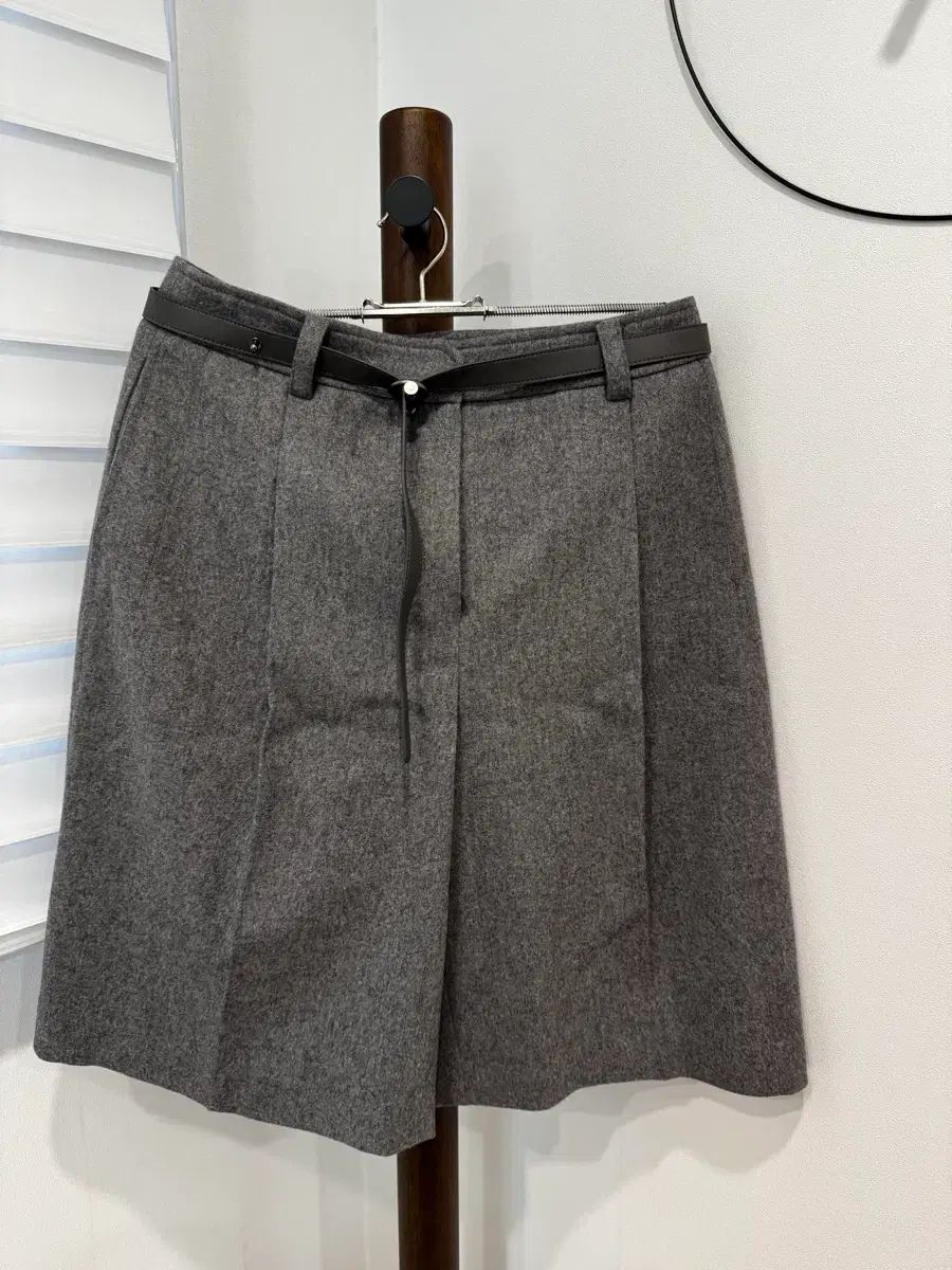 新品 MINE マイン ウール カシミア バミューダ パンツ ベルト POINT