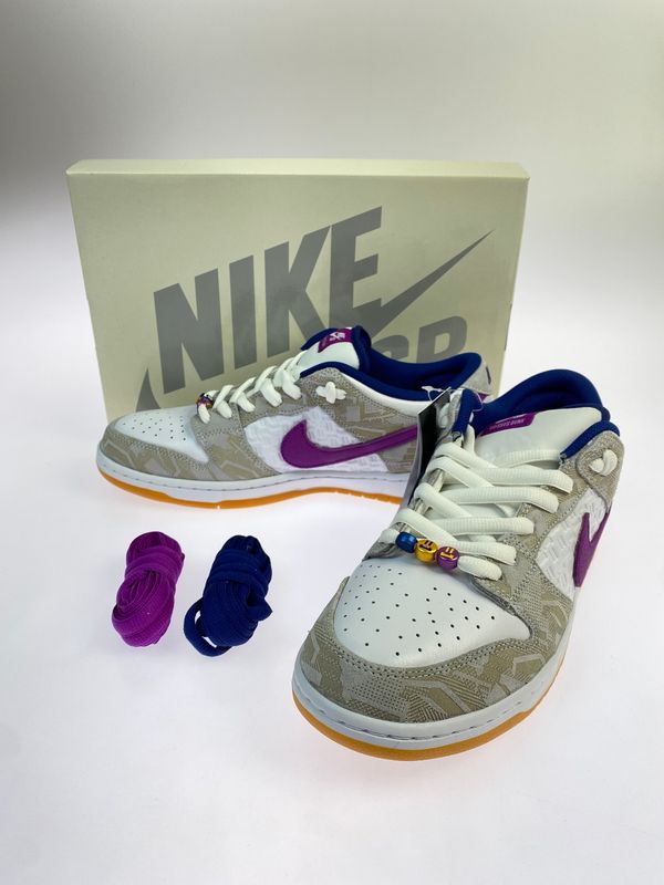 【中古品】 NIKE ナイキ ×RAYSSA LEAL ライッサ・レアウ SB DUNK LOW PRM FZ5251-001 SB ダンク ロー プレミアム メンズ スニーカー 靴 シューズ 【160-260621-em-01-min】