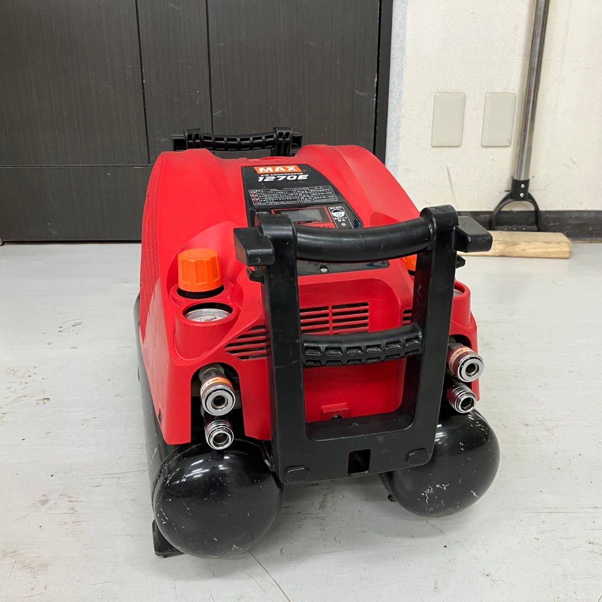 MAX マックス 100v 11L 高圧4口 エアコンプレッサ AK-HH1270E レッド