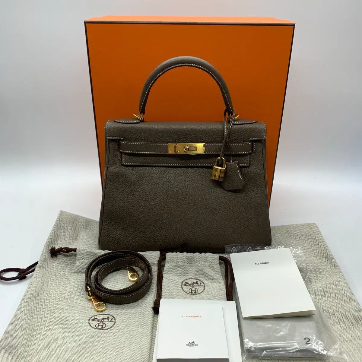 267002505 エルメス ケリー ゴールド 28 トゥーレトネ Y刻印