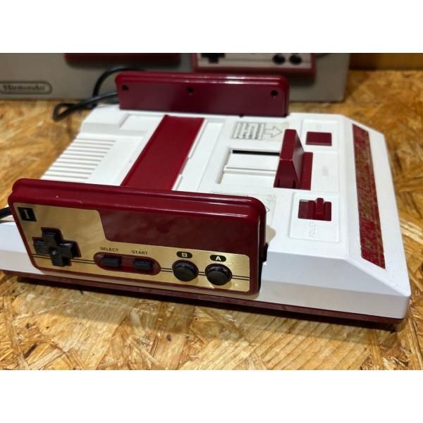美品 初代 任天堂 ファミコン 本体 HC4819358 ソフト 箱 説明書付き