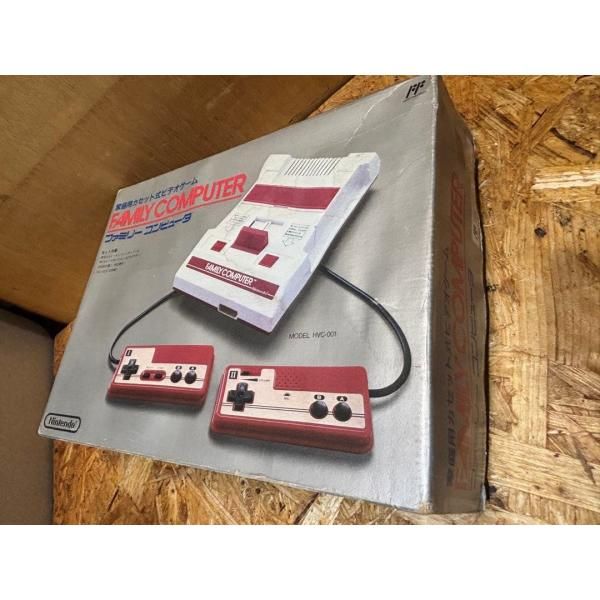 美品 初代 任天堂 ファミコン 本体 HC4819358 ソフト 箱 説明書付き