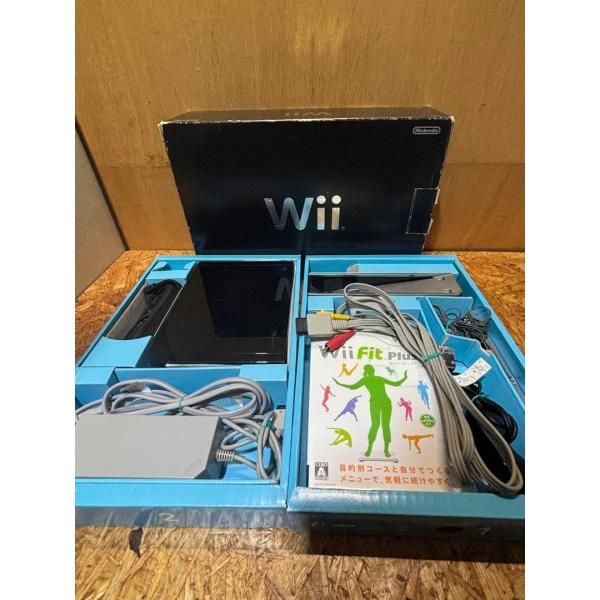 ニンテンドー Wii 本体 ブラック ソフト付き 箱説明書付き 671 - メルカリ