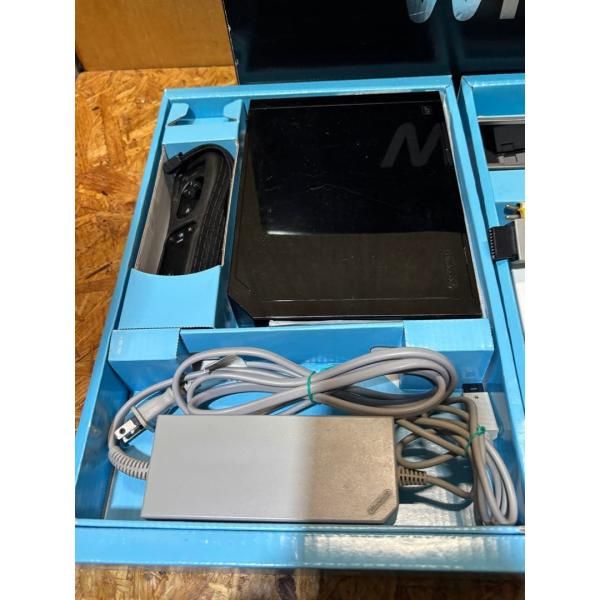 ニンテンドー Wii 本体 ブラック ソフト付き 箱説明書付き 671 - メルカリ
