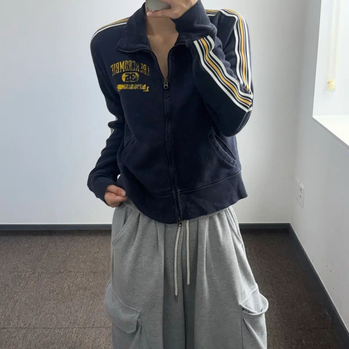 参考上代27500円 Y-3 M CLASSIC CHEST LOGO HOODIE クラシックチェスト